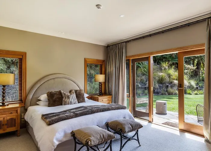 Treetops & Estate