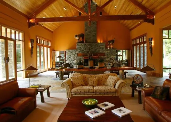 Treetops & Estate Resort