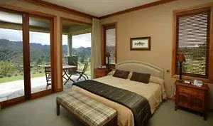Treetops & Estate 5*